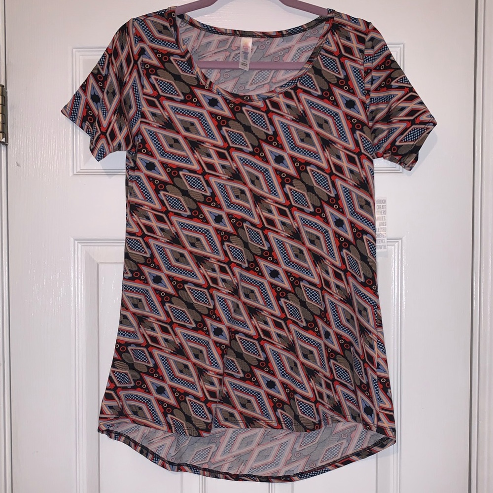 LuLaRoe Classic T Small